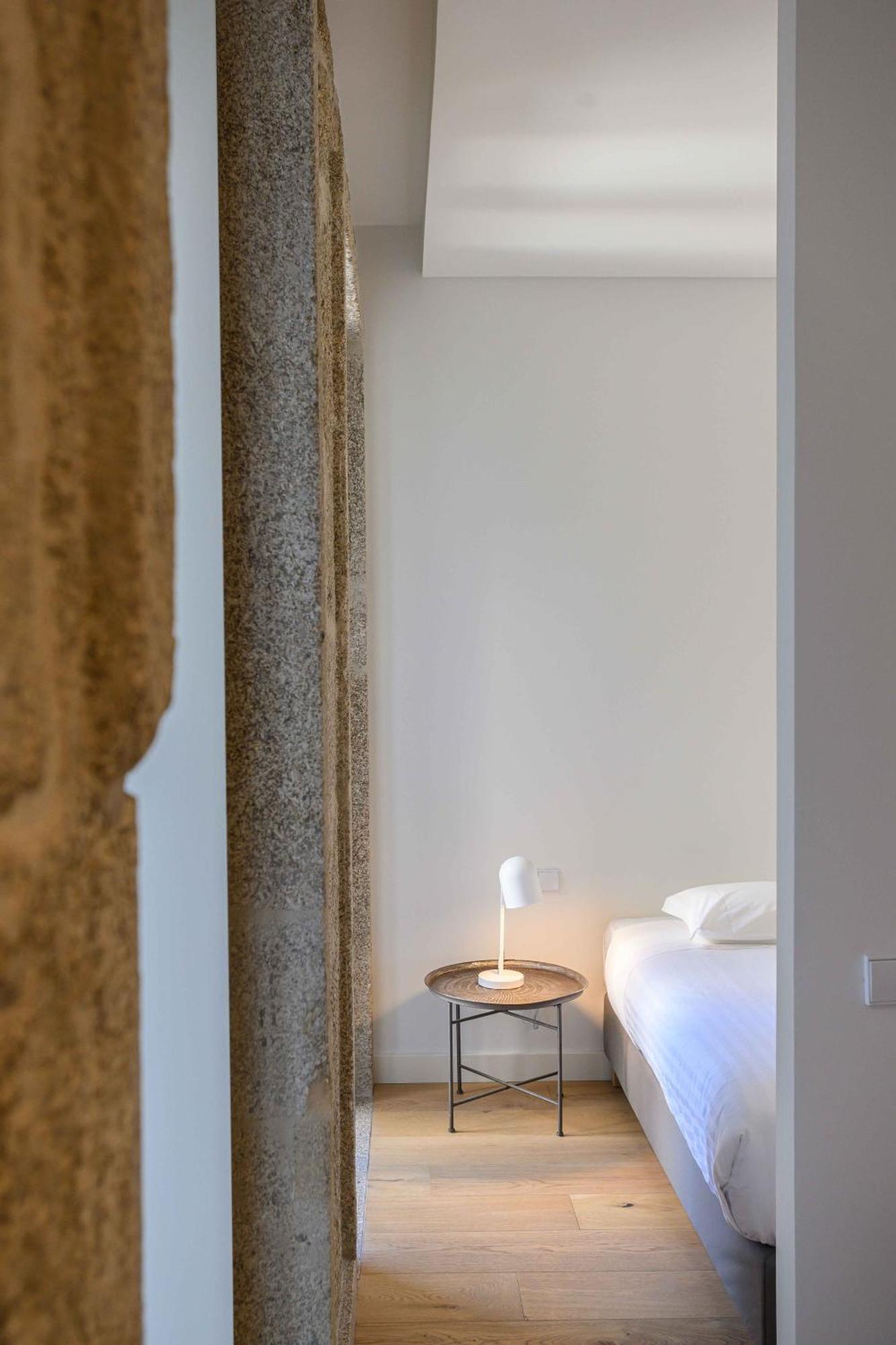 Pause Apartments OOporto Rum bild
