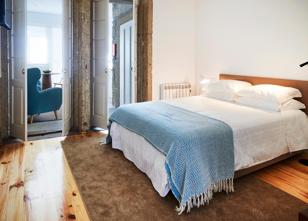 Pause Apartments OOporto Rum bild